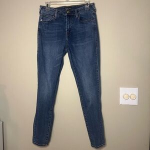 True Religion Jennie Curvy Mid Rise Skinny 31